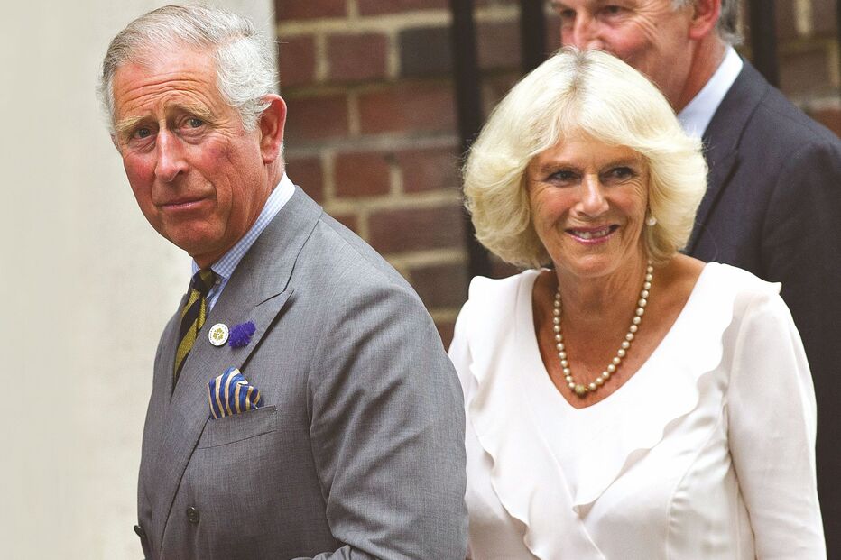 Camilla ameaça Príncipe Carlos com divórcio