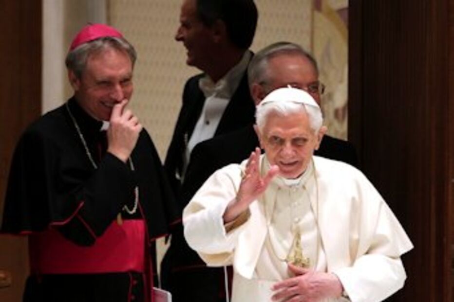 Igreja, padres, bispos, expulsão, religião, Bento XVI, Francisco, Papa, Vaticano, Santa Sé, pedofilia, abusos