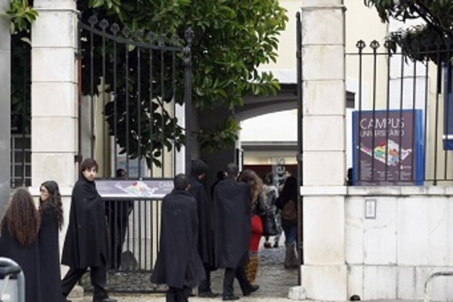 Meco, inquérito, universidade, Lusófona