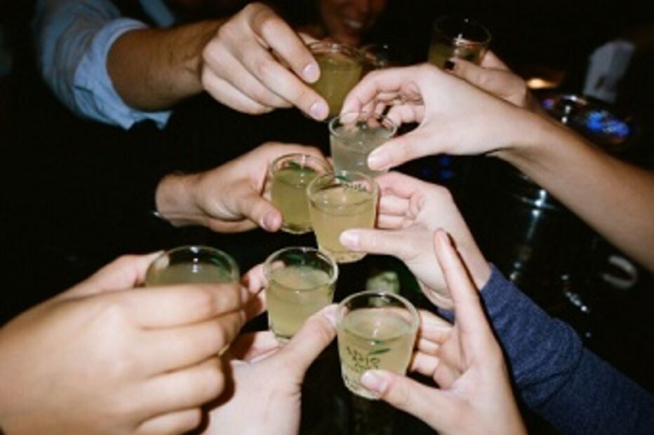 álcool, aumento, imposto, consumo, adição, dependência