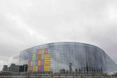 Islândia, retira pedido de adesão, União Europeia, 2010, crise