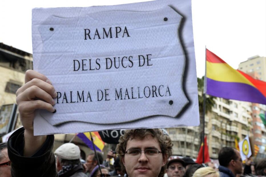 Espanha, Infanta Cristina, tribunal de Maiorca, Filha do rei espanhol, arguida, delitos