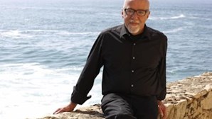 Escritor Paulo Coelho apresenta 'Adultério' em Portugal