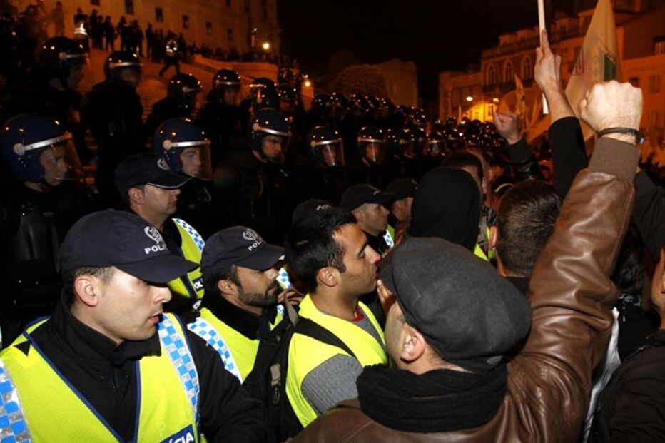 manifestação,   salários,   polícia,   forças de segurança,   CCP,   GNR,   PSP,   ASAE,   SEF,   Guarda Prisional,   Polícia Marítima 
