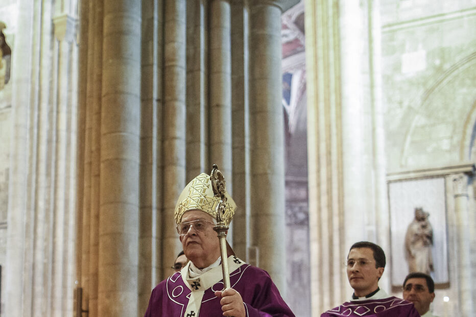 José Policarpo, Cardeal-patriarca, Igreja Católica, Obituário, Panteão dos Patriarcas, Lisboa, Seminário dos Olivais, Feytor Pinto, Cardeal Cerejeira, Alvorninha, D. António Ribeiro