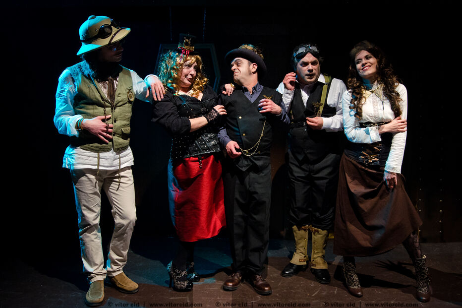 Cultura, Teatro, Teatro Extremo, 'Retratos', Almada