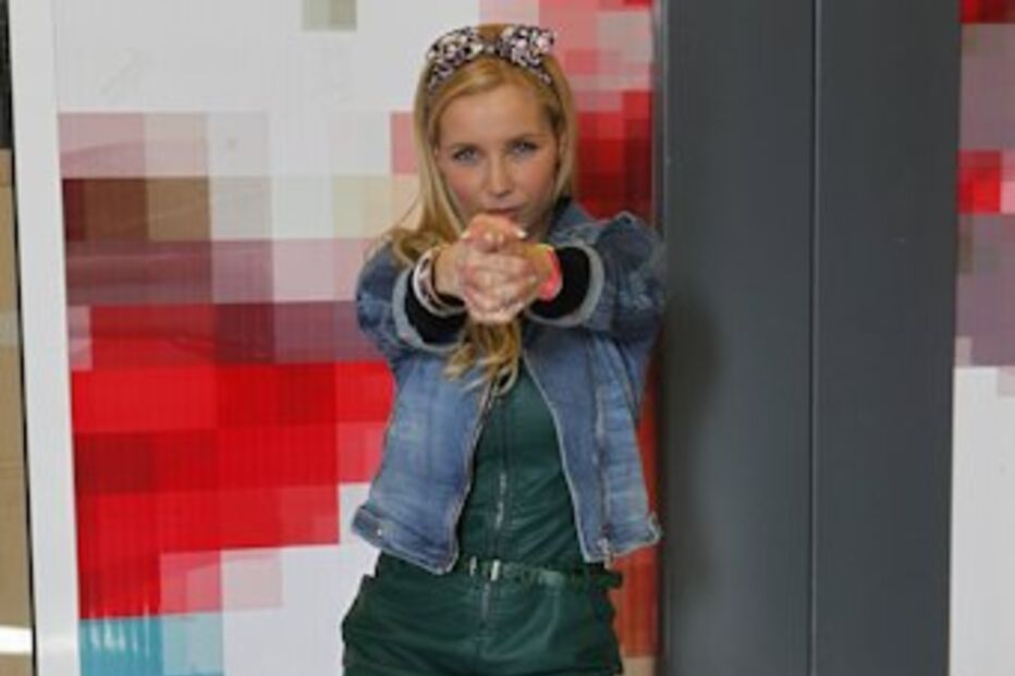 luciana, abreu, acusada, ameaçar, vizinha