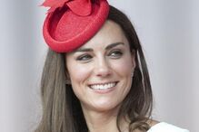 Príncipe William ,  Kate Middleton ,  Duques de Cambridge ,  banana ,  vestido amarelo. casal real ,  Inglaterra  