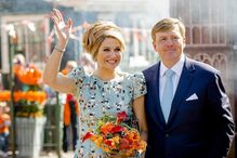 Rainha Máxima apalpada por autarca  