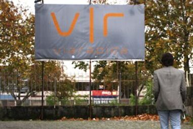 caçadeira, Via Rápida, discoteca, uísque, expulsão, tiros, vingança