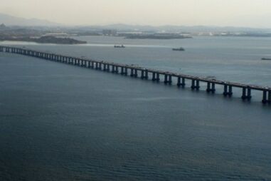 Brasil, mulher, sobrevivente, queda, 35 metros, ponte, Rio-Niteroi, identificação, Isabel Cristina Anacleto, 39 anos, sábado, mar, empurrão, carro, acidente