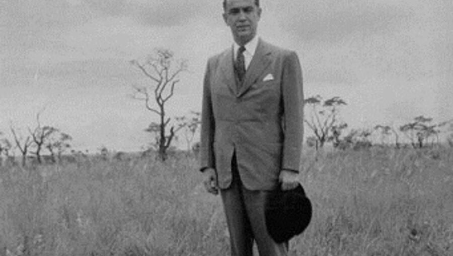 Em Que Consistia A Política Nacional desenvolvimentista De Juscelino Kubitschek