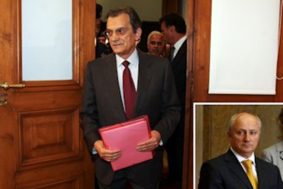 Atualidade, Política, IRS, Oliveira e Costa, João Manuel Ricardo Catarino, Cavaco Silva