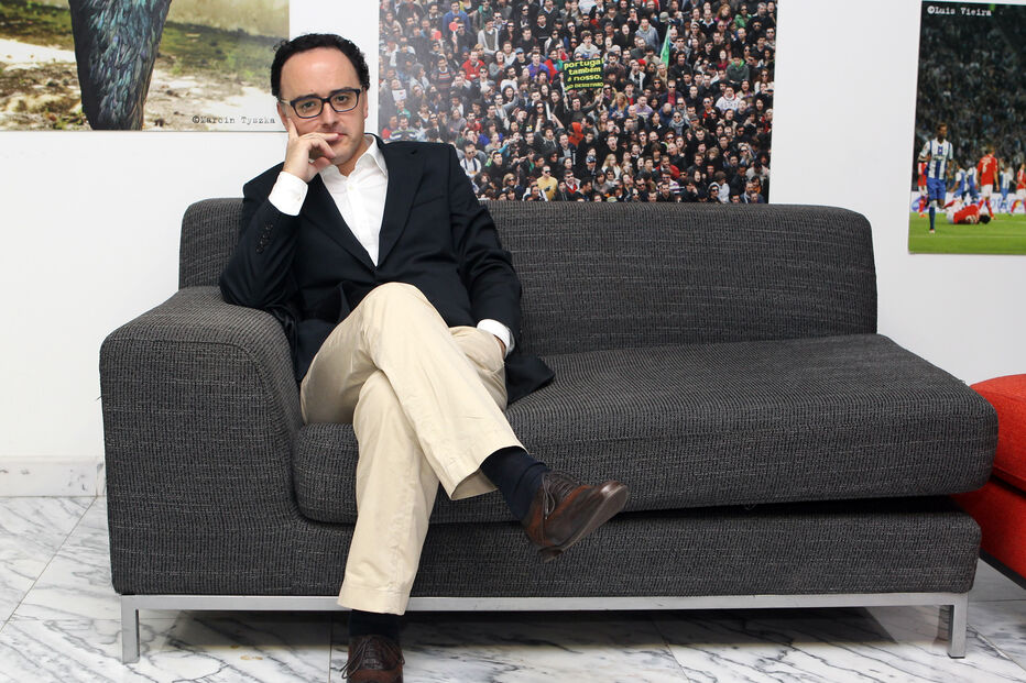 Entrevista, João Pereira Coutinho, Conservadorismo, Conservadorismos, Salazar, Marcello Caetano, Paulo Portas, Winston Churchill, Democracia, Revolução Francesa, 1789, Liberal, Fascista, Reaccionário, Reaccionarismo, Socialismo, Ideias Políticas, D. Quixote, Álvaro Cunhal, Comunismo