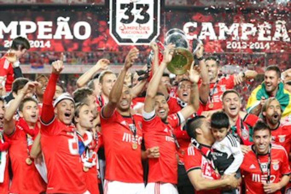 Benfica, SAD, futebol, prémio, campeonato, plantel, Olhanense, Jamor, Liga Europa, Taça de Portugal