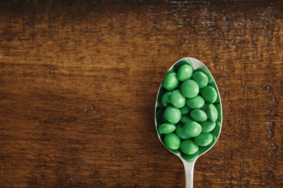 alimentação saudável, dieta, hidratos de carbono, batata, ervilhas, milho, cereais, banana, pão de mistura 