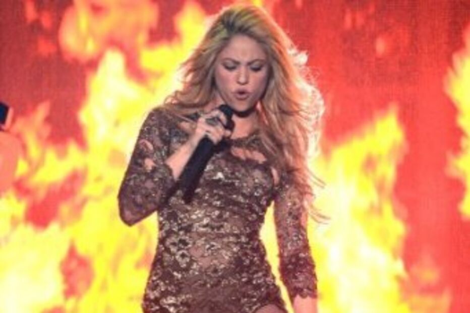 Shakira, Billboard, sensual, ousada 