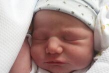 solidariedade, bebé, Cristiano Ronaldo, pagamento, operação, cérebro, Erik Ortiz Cruz