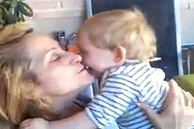 Mãe desmente que corte de cabelo de Ronaldo seja em homenagem ao filho