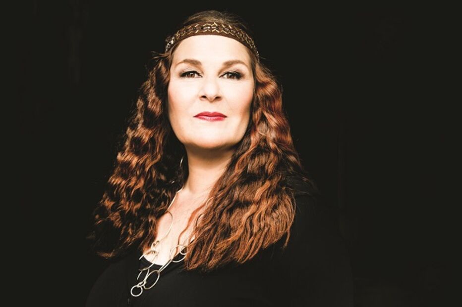 Lena d'Água como nunca se ouviu