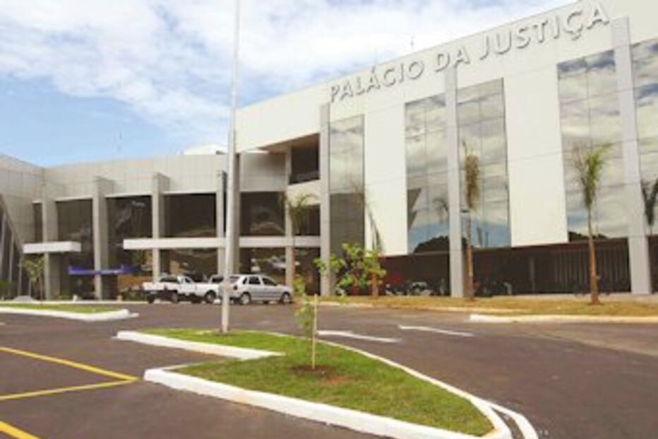 adelaide, ferreira, enfrenta, acusação