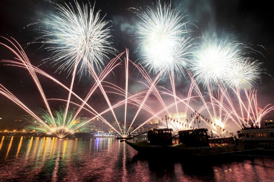 são joão, fogo de artiíficio, foguetes, festa, porto, invicta, santos populares, braga