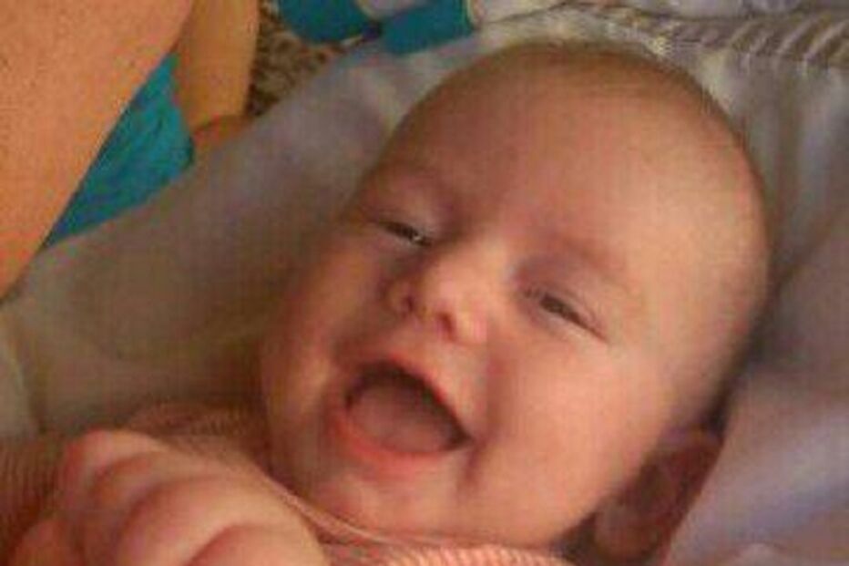 solidariedade, bebé, Cristiano Ronaldo, pagamento, operação, cérebro, Erik Ortiz Cruz