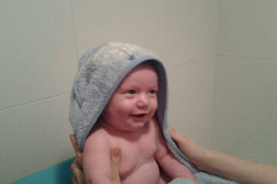 solidariedade, bebé, Cristiano Ronaldo, pagamento, operação, cérebro, Erik Ortiz Cruz