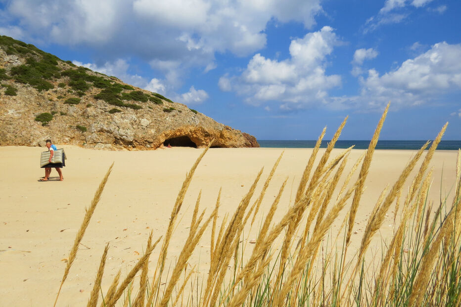 Férias, Verão, Praias desertas, Furnas, Vila do Bispo, Costa Vicentina, Alentejo, Algarve, Oeste, Norte, Fatos de banho, Restaurantes, Nudismo