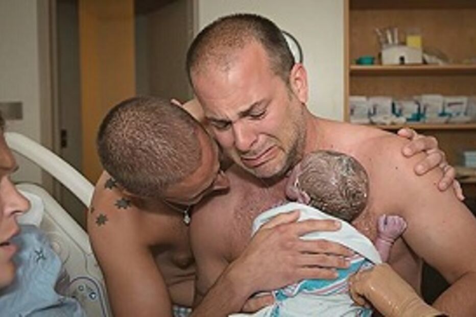 bebé, Facebook, BJ Barone, Frankie Nelson, Foster, Lindsay Foster, nascimento, fotografia