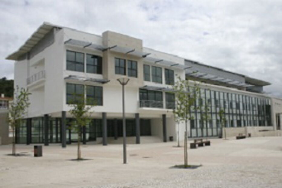 câmara, ourém, construção, pavilhão desportivo