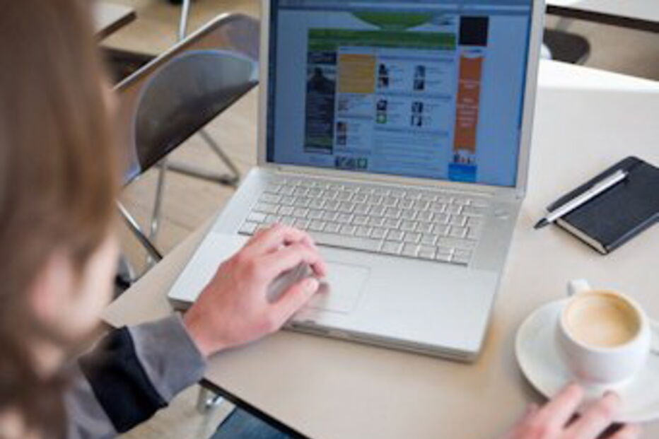 burla, 70, mil, euros, online, internet