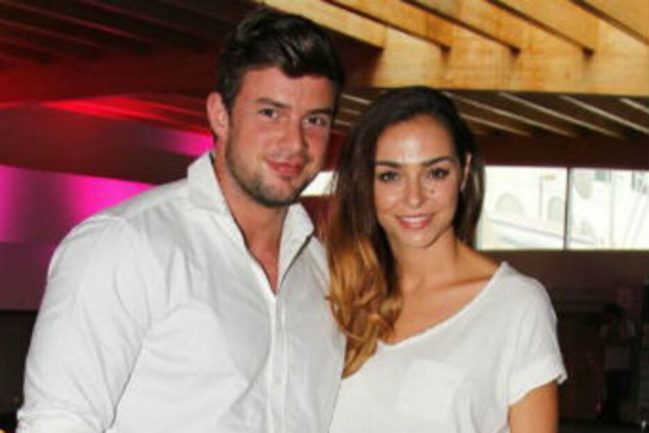 Vanessa Martins, Marco Costa, atriz, modelo, pasteleiro, casamento, pedido, relação, namoro, casal