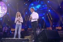 Tony Carreira canta com a filha Sara