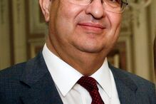 relações externas, fundadores, instituto benjamin franklin, personalidades, criação, instituto, relações, portugal, palop, eua, António Rebelo de Sousa, chairman da Sofid