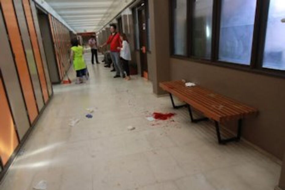 ataca, professora, com, machado