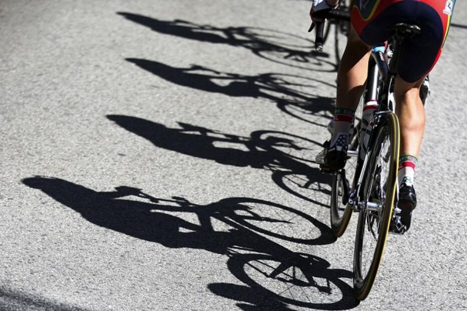 ciclismo, volta a portugal, portugal, tatuagens, pelotão, pele, depilação, desenho, tinta, ciclistas, competição