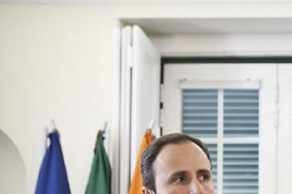 relações externas, fundadores, instituto benjamin franklin, personalidades, criação, instituto, relações, portugal, palop, eua, António Rebelo de Sousa, chairman da Sofid