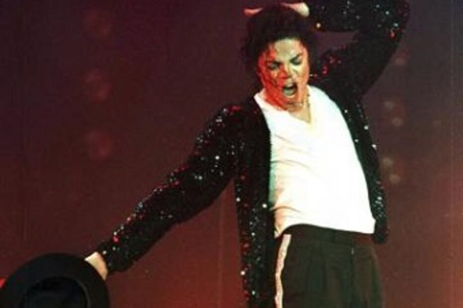 Michael Jackson, Twitter, Videoclip, Xscape, álbum, póstumo