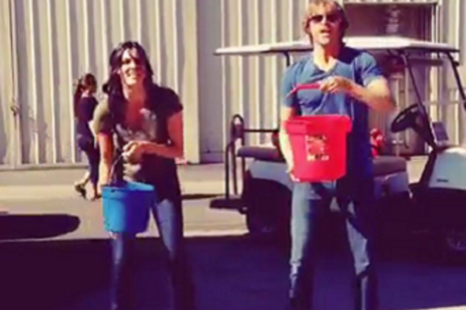 Daniela Ruah, Eric Christian Olsen, banho público, esclerose lateral amiotrófica, ALS