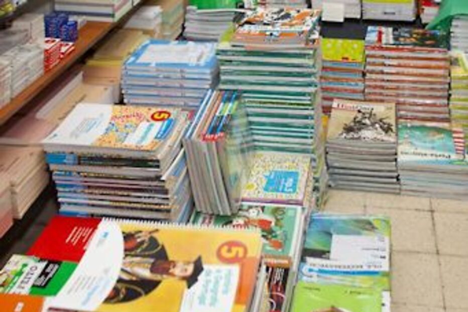 manuais, faturas, preço, alunos, educação, livros, escola