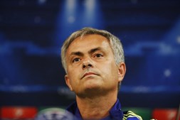 Treinador do Chelsea, José Mourinho, durante conferência de imprensa da Liga dos Campeões no estádio José Alvalade, em Lisboa