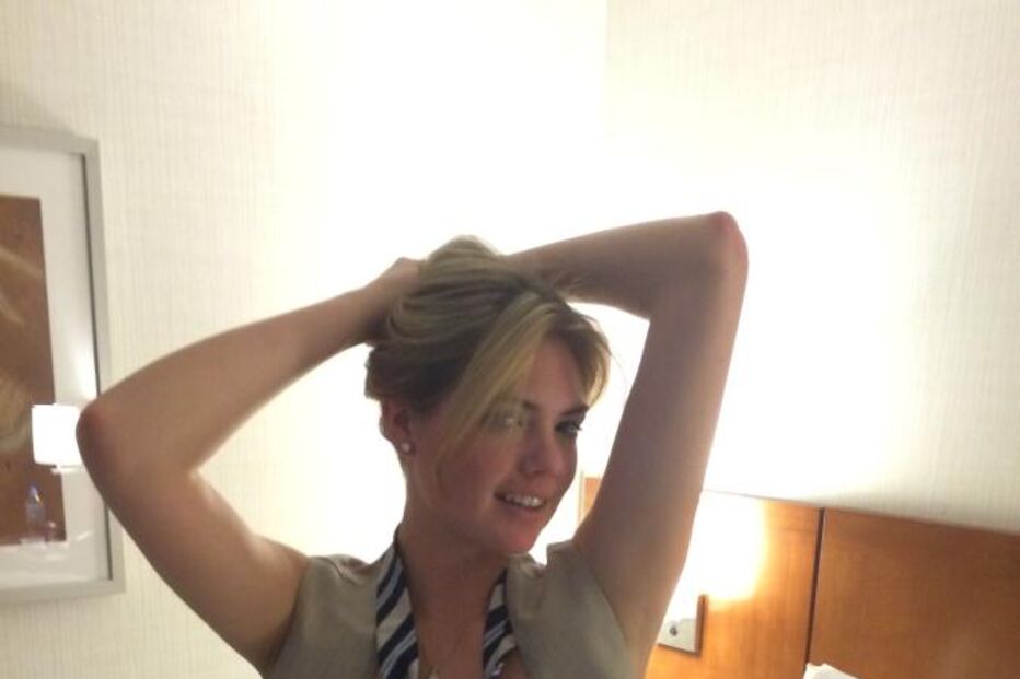 01-09-2014_18_03_41 kate upton zDA1Utd.jpg