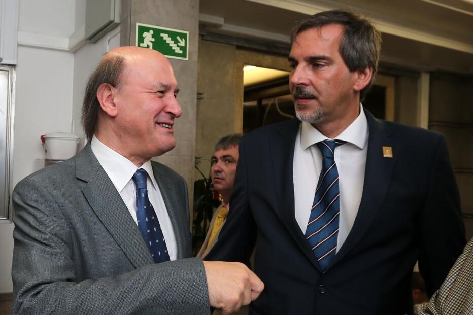 secretário de Estado, Desporto e Juventude, Emídio Guerreiro, Adjunto do Ministro da Saúde, Leal da Costa,