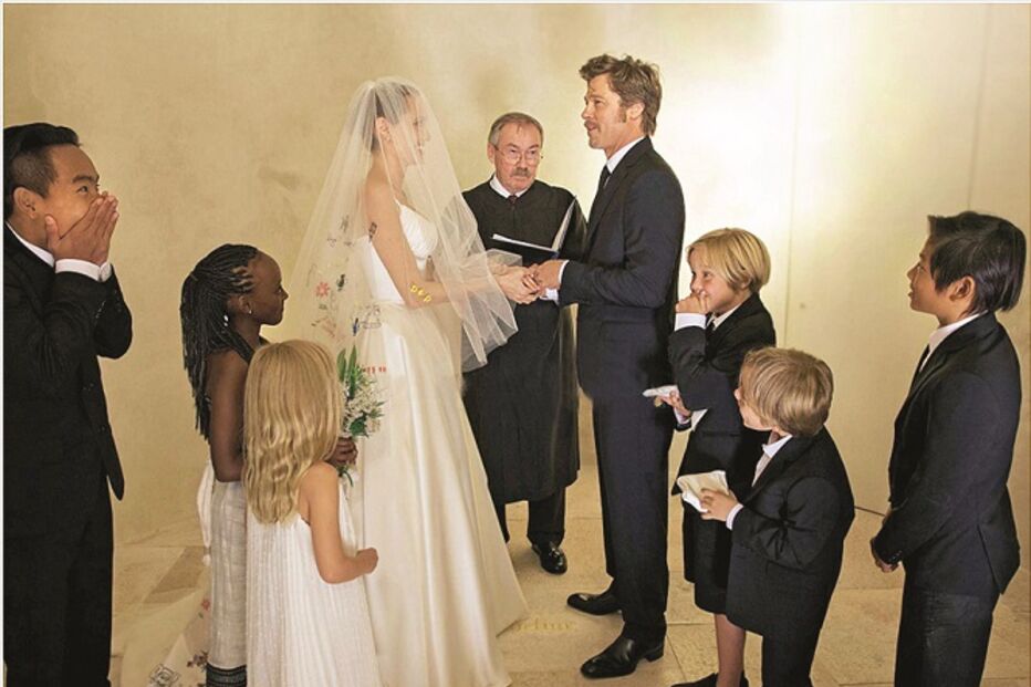 As fotos do casamento de Angelina e Brad Pitt