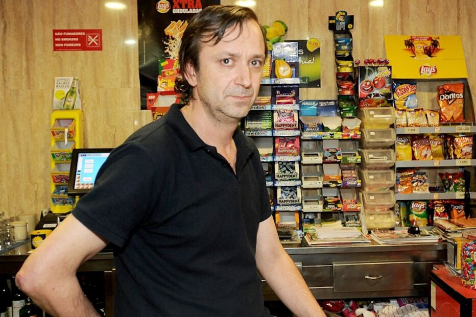 trancados, wc, durante, assalto