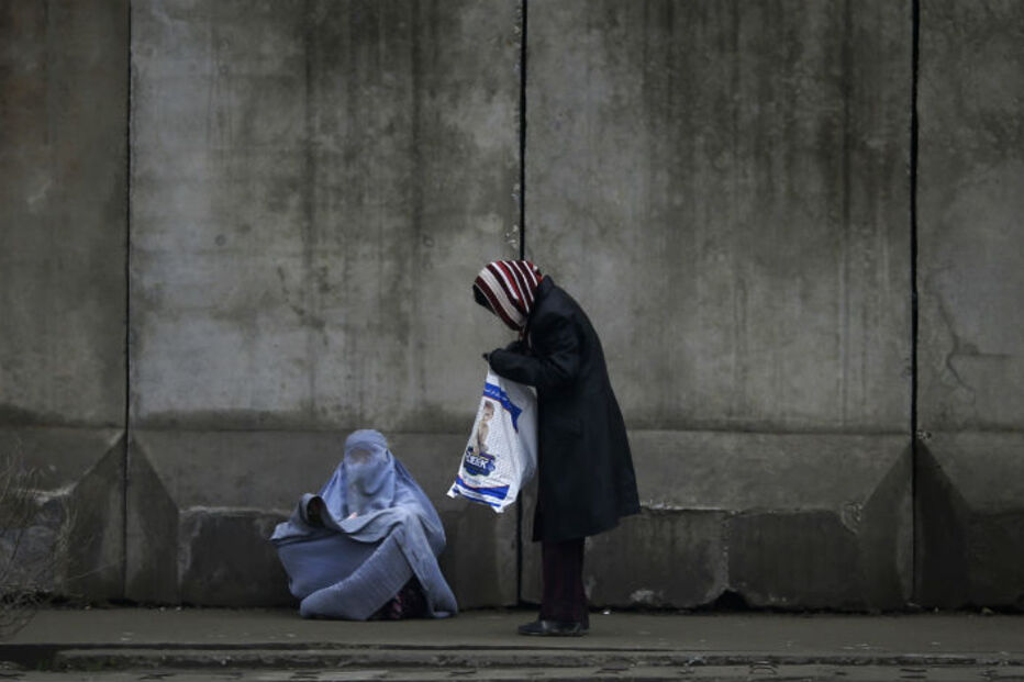 Fotos do dia, burca, mendigo