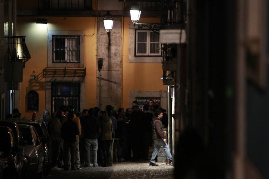 bairro alto, lisboa, noite