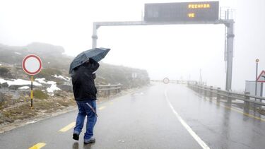 Fim de semana com vento forte, nevoeiro e chuva na Serra da Estrela