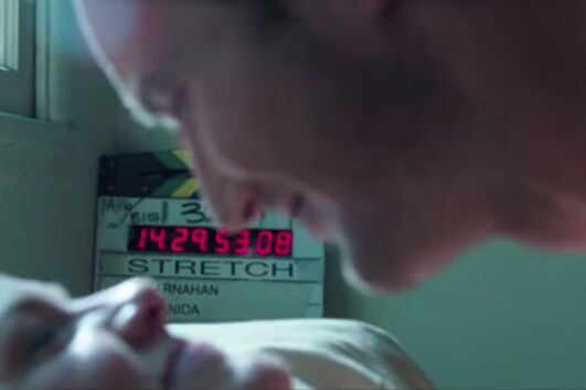 Protagonizar uma cena de sexo pode ser constrangedor